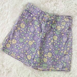 Zara Floral Straight Fit High Waisted Denim Shorts in Lilac
